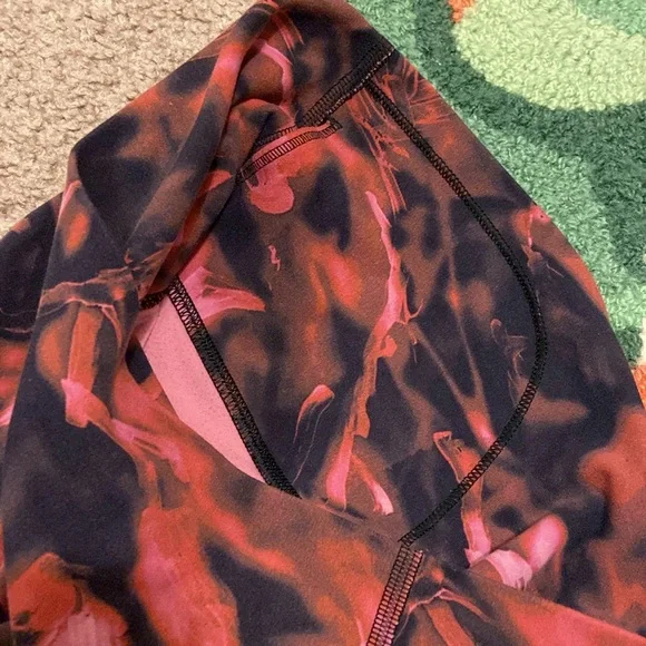 Lululemon High Rise Crop 23” Leggings Size 6 Pink Blossom - Picture 9 of 9